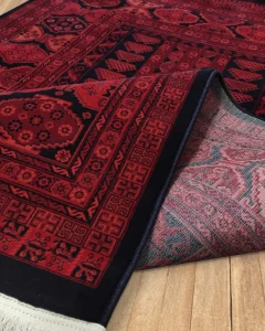 فرش دست بافت رنگ قرمز ۳